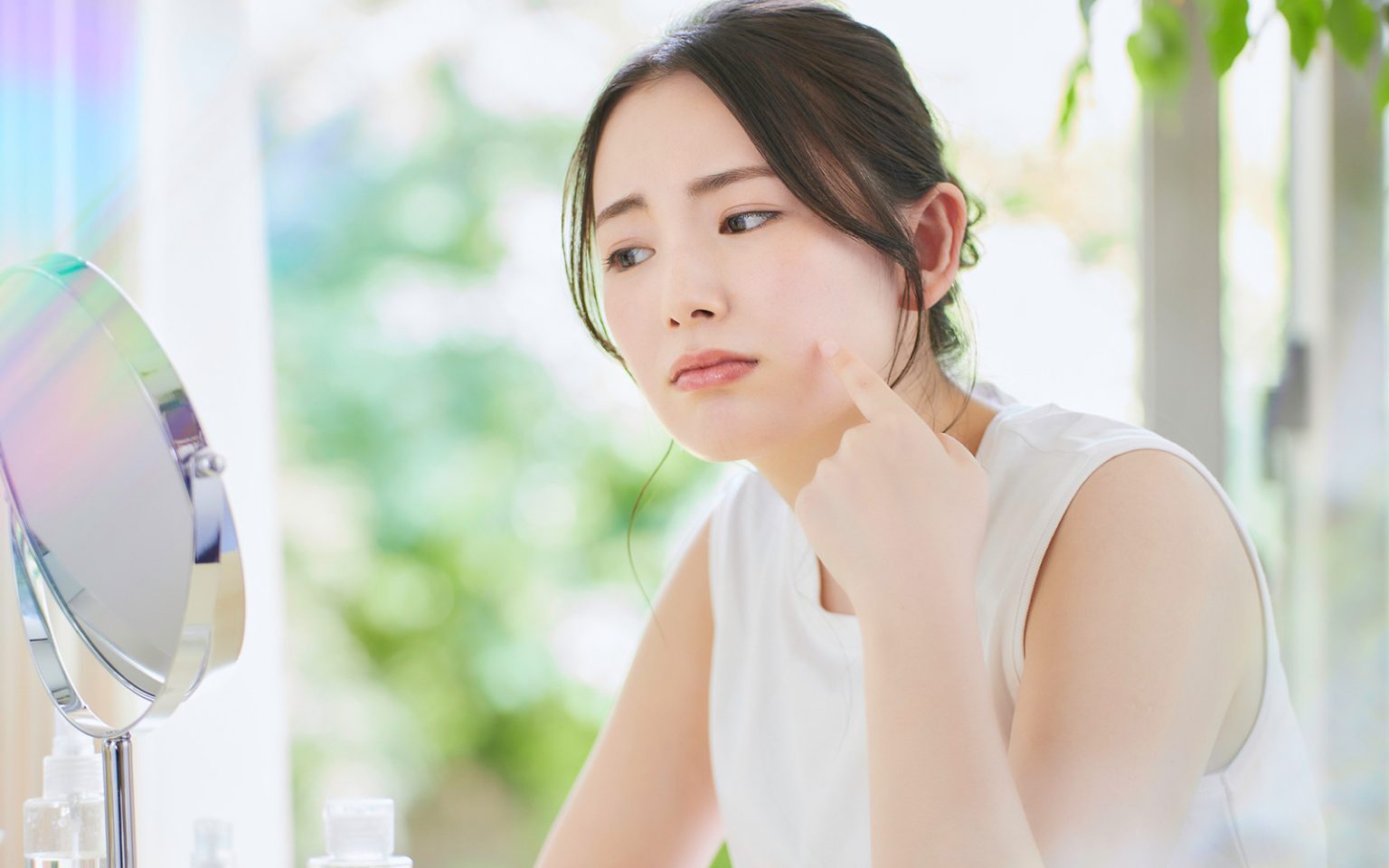 顔ダニとは?症状や原因・ニキビとの見分け方などの解説!|ANS. magazine